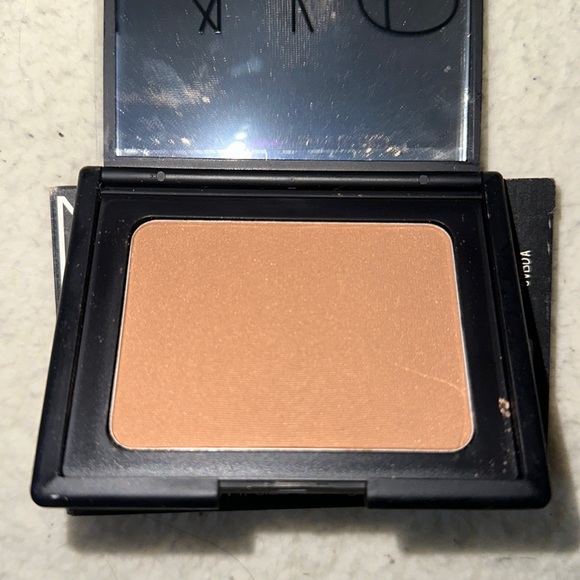 NIB | Nars | Bronzing Powder In Shade: Laguna - Picture 3 of 5